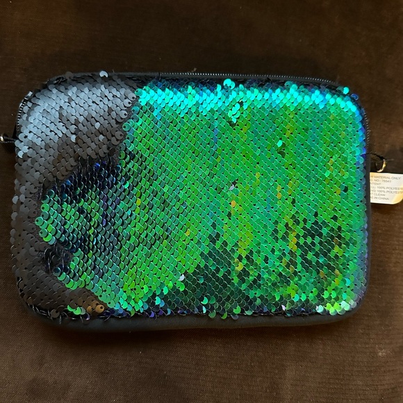 Wild Fable Flip Purple Blue Sequence MiniSkirt With blue green black Purse Sz XS - Picture 7 of 16